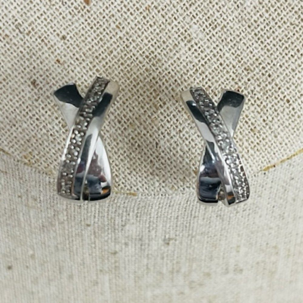 925 Sterling Silver Pierced X Earrings Good Condition .75" drop by .5"